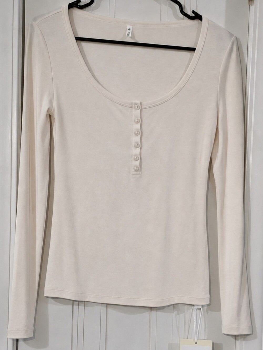 Halara Women's Ribbed Henley Neck Long Sleeve Slim Casual Top NWT, Size (S)